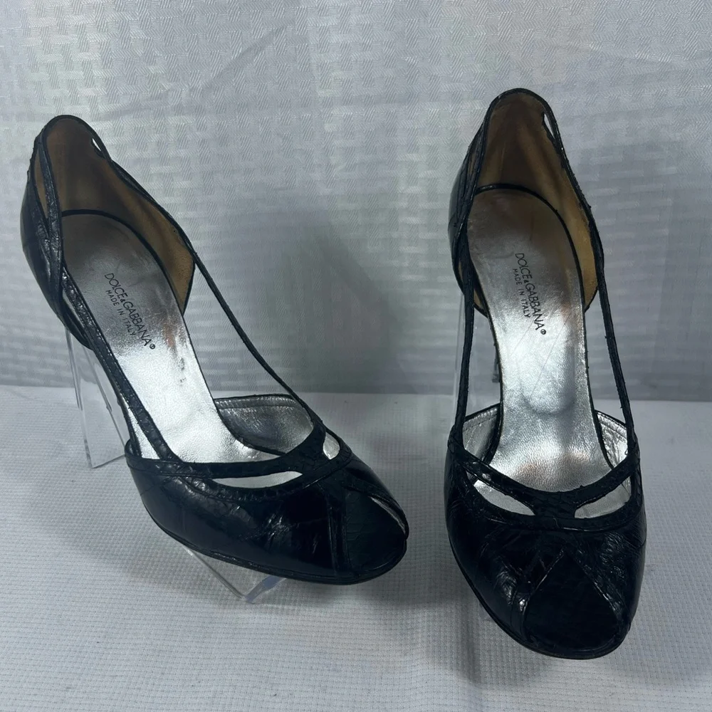 7100: Dolce & Gabbana Black Leather Open Toe Pumps EU 39